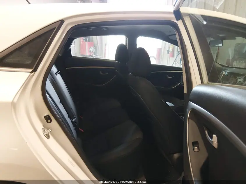 2017 HYUNDAI ELANTRA GT  