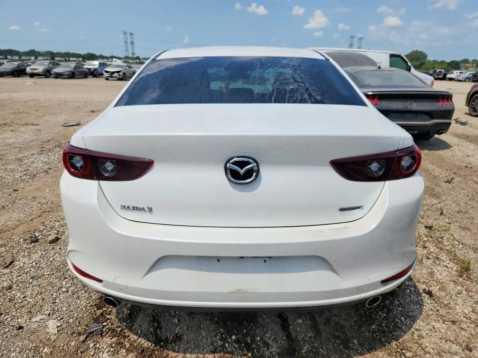 2022 MAZDA 3 SELECT  