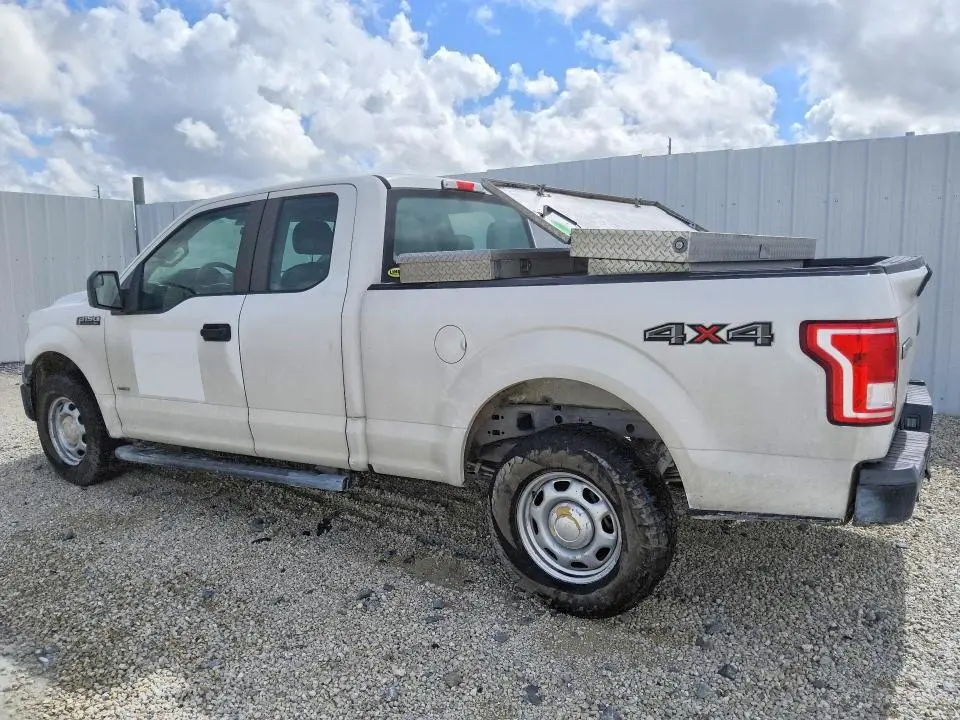 2017 FORD F150 SUPER CAB  