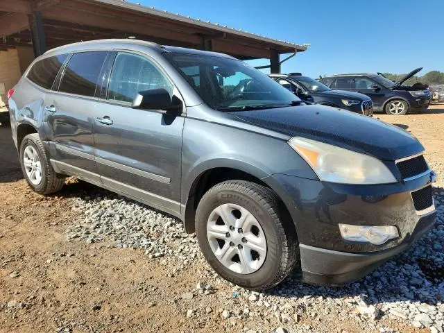 2010 CHEVROLET TRAVERSE LS  