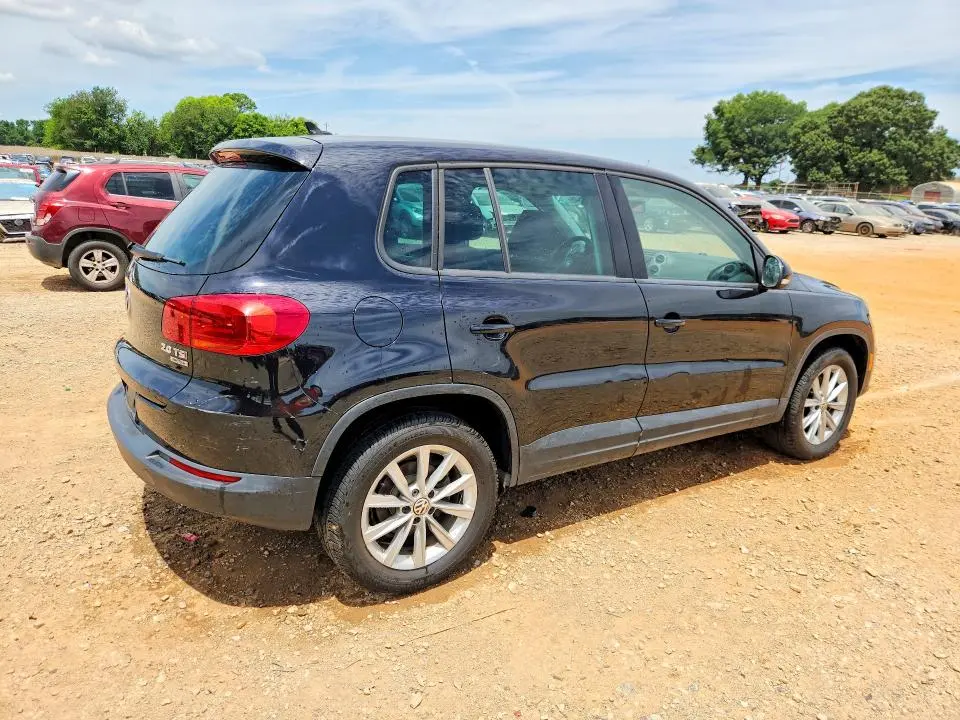2014 VOLKSWAGEN TIGUAN S  