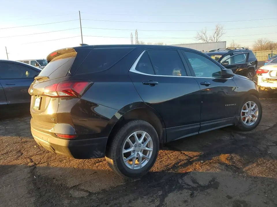 2022 CHEVROLET EQUINOX LT  