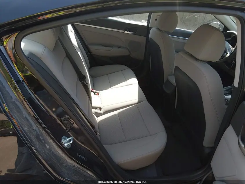 2020 HYUNDAI ELANTRA SE