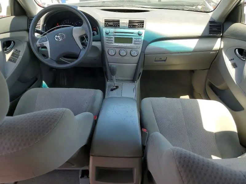 2011 TOYOTA CAMRY LE  