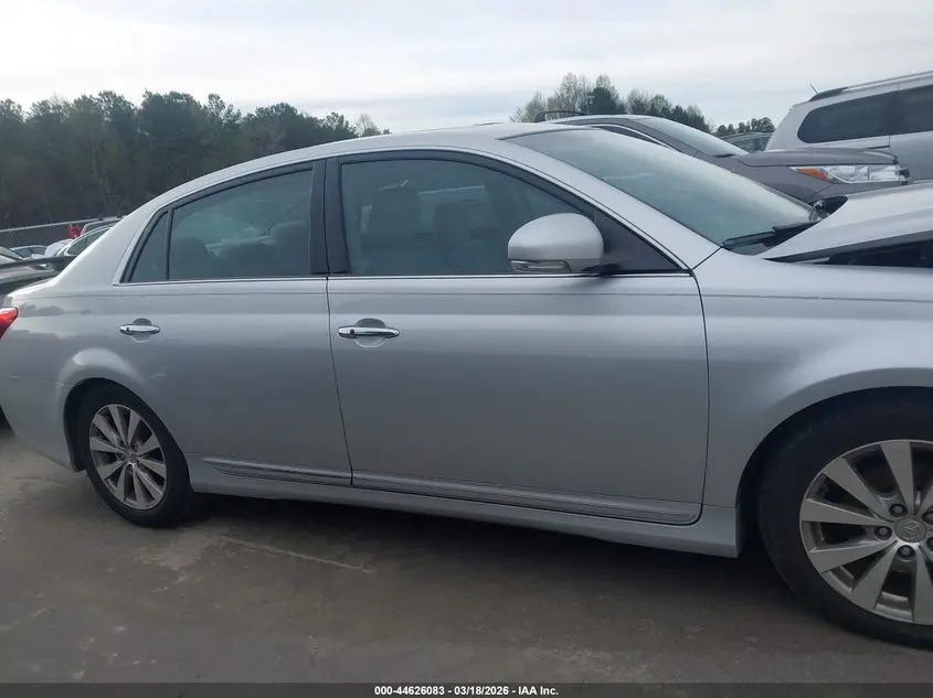 2011 TOYOTA AVALON LIMITED