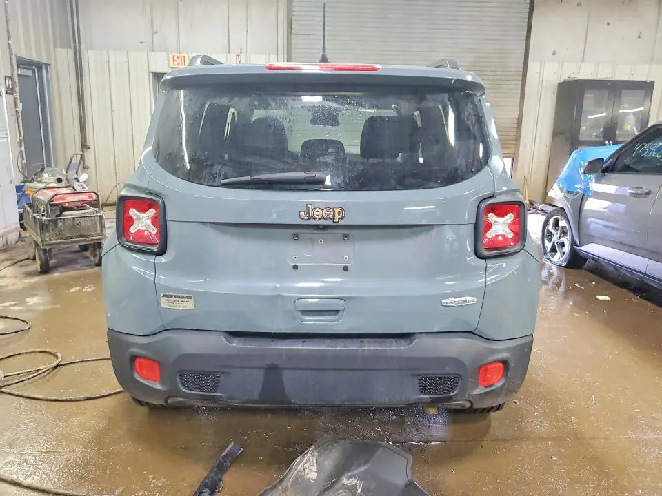 2018 JEEP RENEGADE LATITUDE  