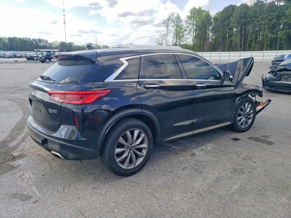 2019 INFINITI QX50 LUXE  