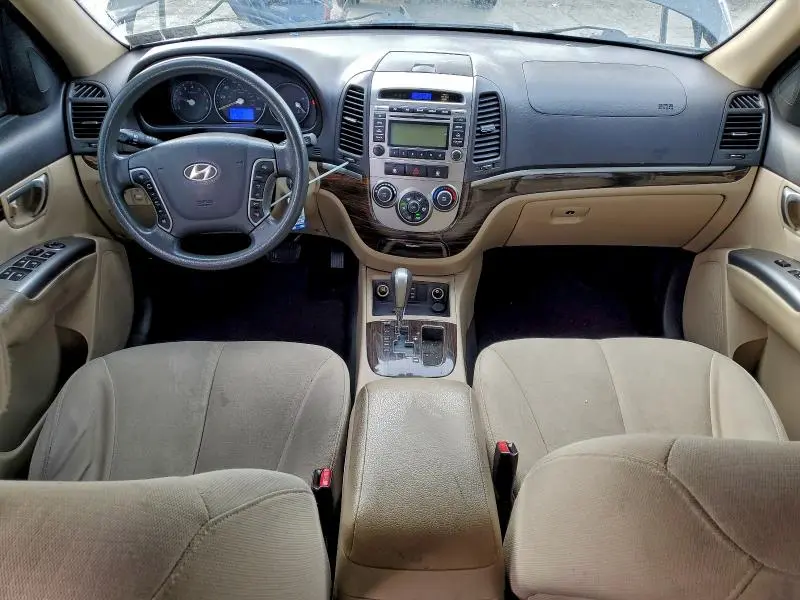 2011 HYUNDAI SANTA FE GLS  