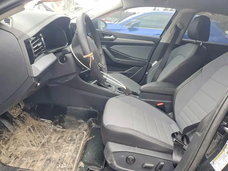 2025 VOLKSWAGEN JETTA SE  