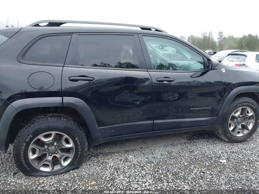 2019 JEEP CHEROKEE TRAILHAWK 4X4