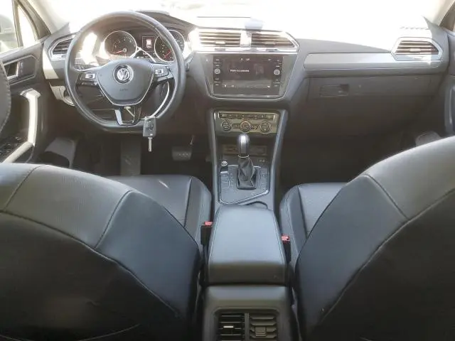 2020 VOLKSWAGEN TIGUAN SE  