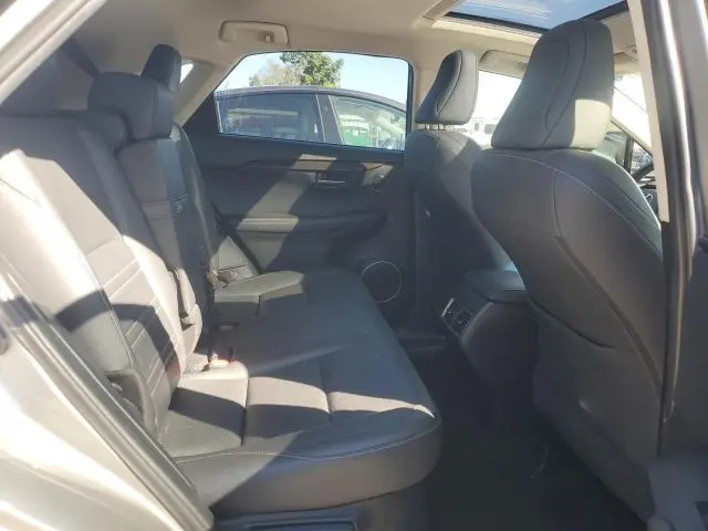 2015 LEXUS NX 200T  