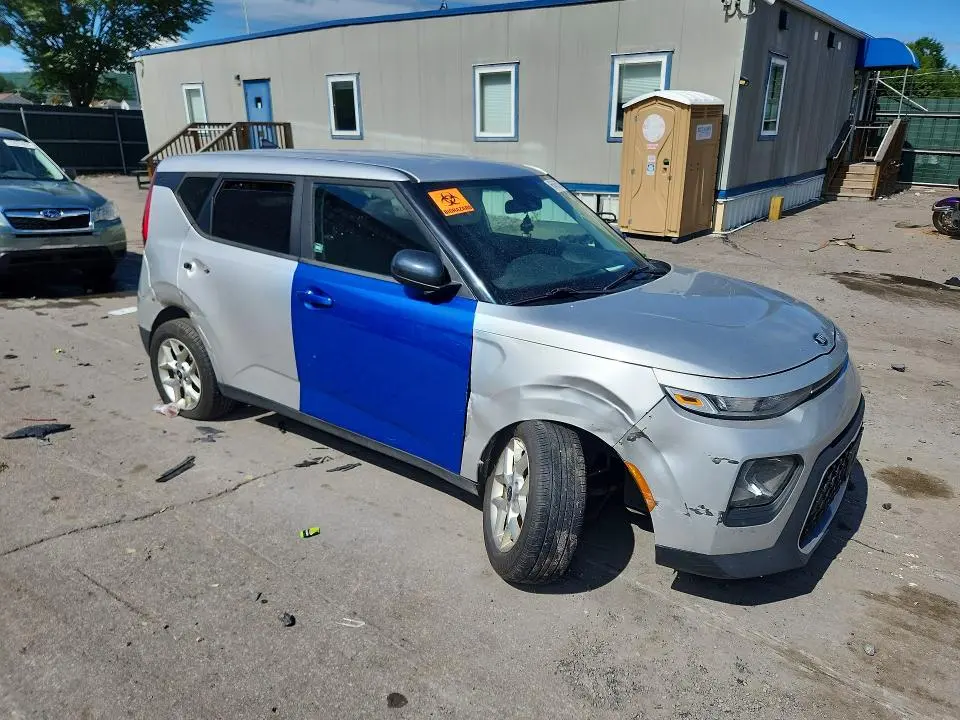 2020 KIA SOUL S  