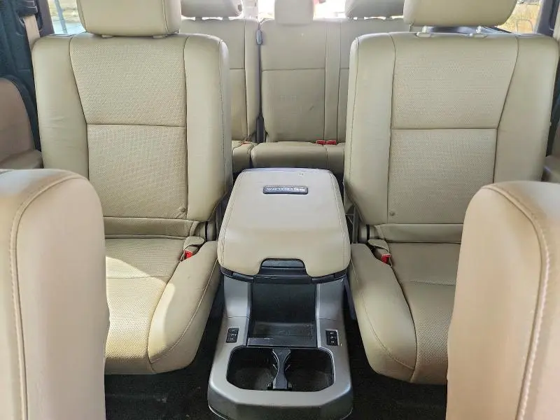 2016 TOYOTA SEQUOIA PLATINUM  