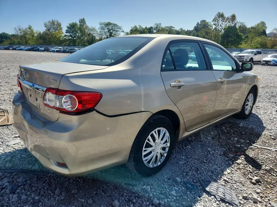 2011 TOYOTA COROLLA LE  