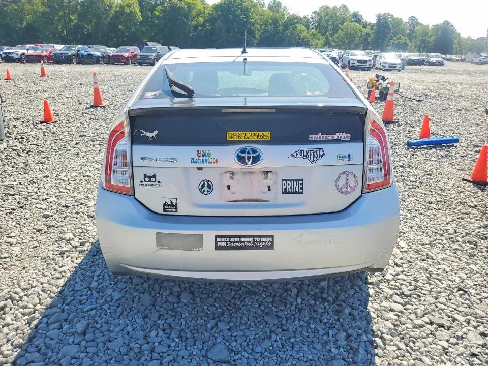 2015 TOYOTA PRIUS TWO  