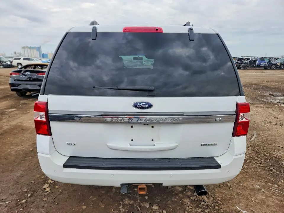 2016 FORD EXPEDITION EL XLT  
