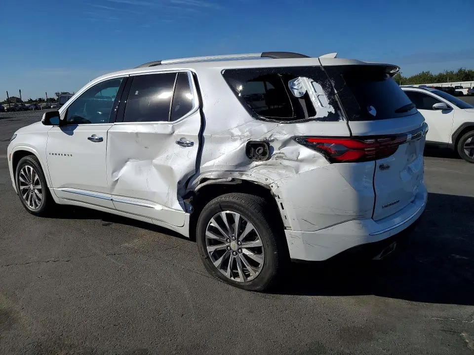 2022 CHEVROLET TRAVERSE PREMIER  