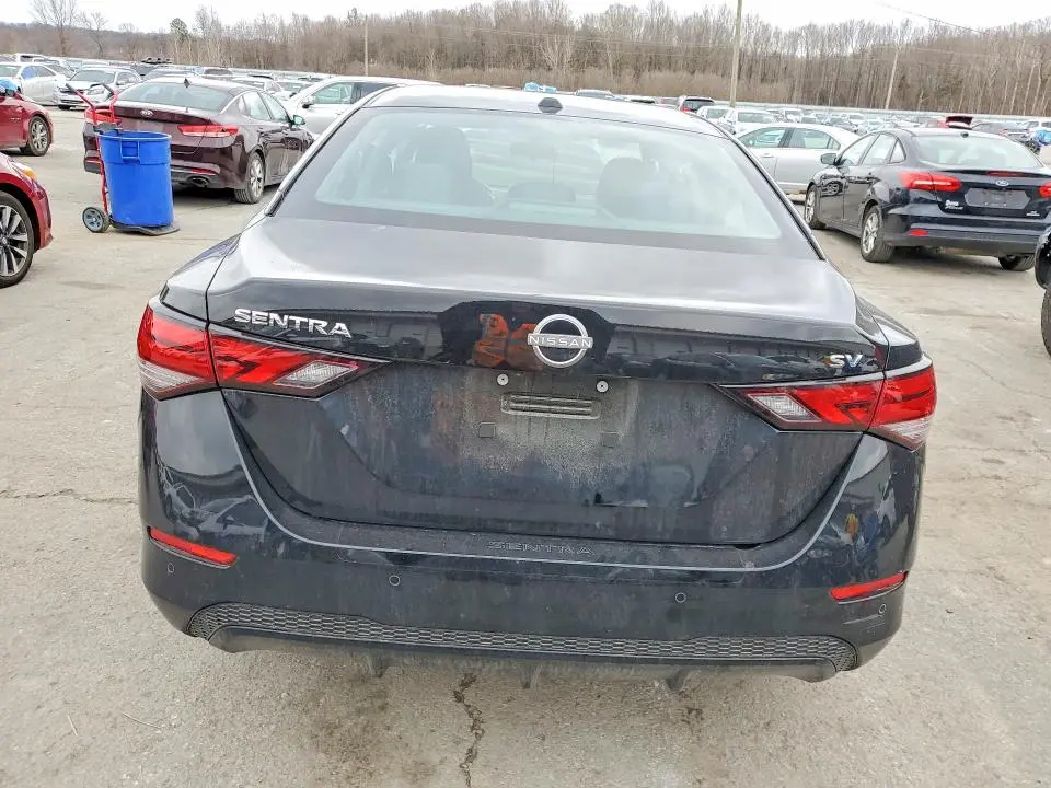 2024 NISSAN SENTRA SV  