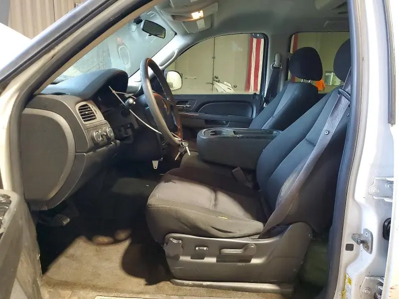 2010 CHEVROLET TAHOE K1500 LS  