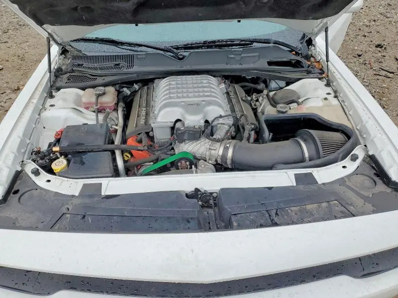 2016 DODGE CHALLENGER SRT HELLCAT  