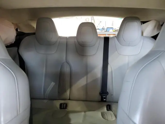2015 TESLA MODEL S   