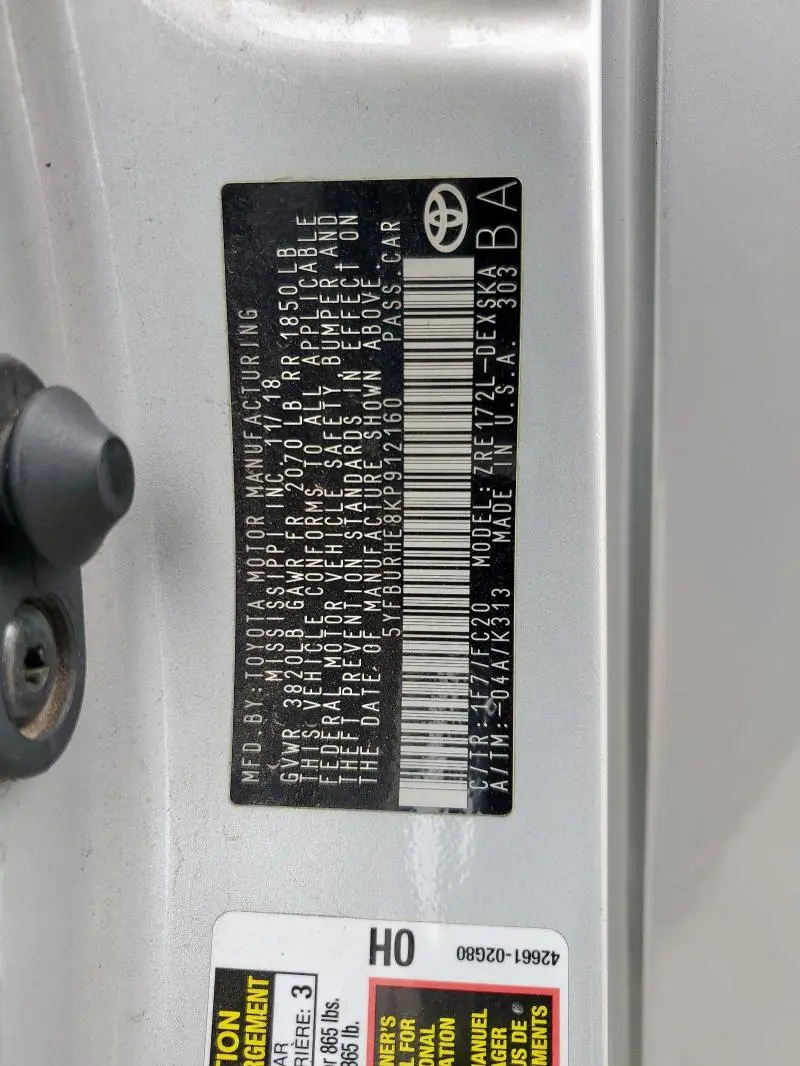 2019 TOYOTA COROLLA SE  