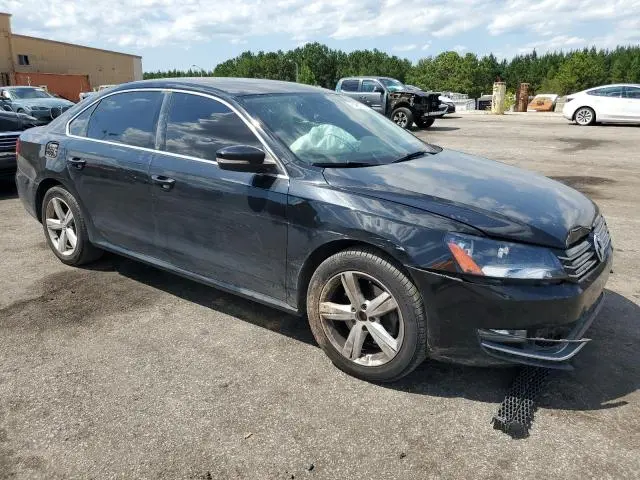 2015 VOLKSWAGEN PASSAT S