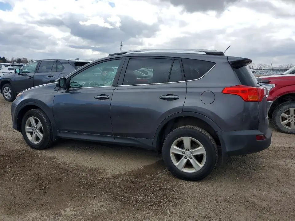 2013 TOYOTA RAV4 XLE  