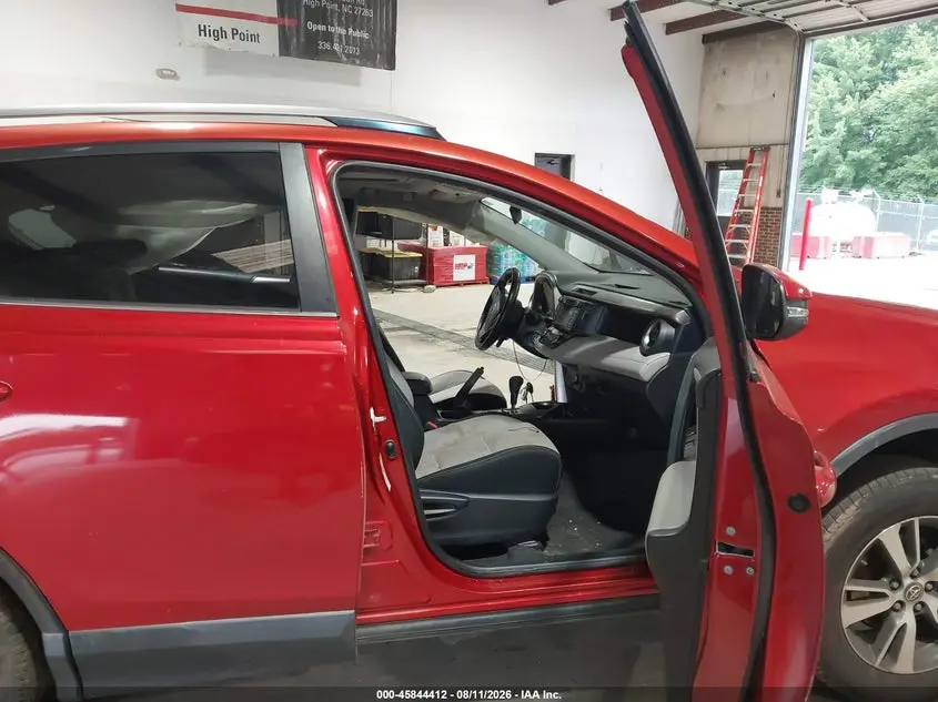 2017 TOYOTA RAV4 XLE