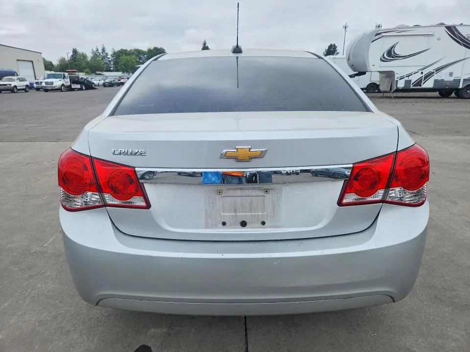 2015 CHEVROLET CRUZE LS  