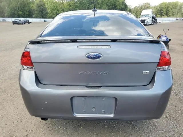2010 FORD FOCUS SE  