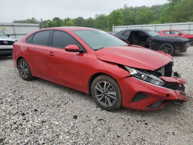2023 KIA FORTE LX  