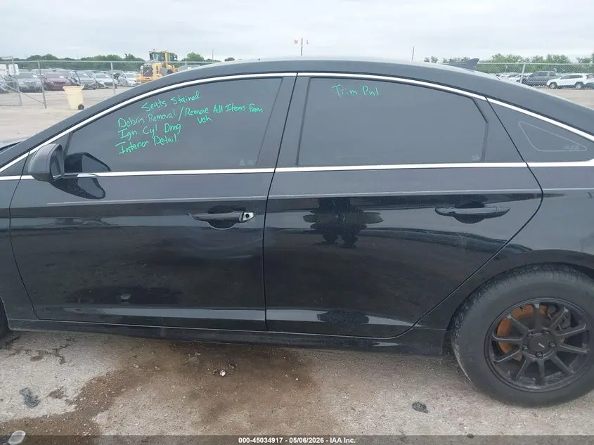 2019 HYUNDAI SONATA SE