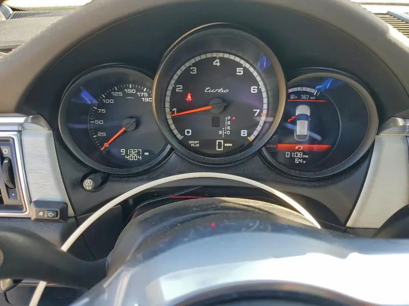 2015 PORSCHE MACAN TURBO  