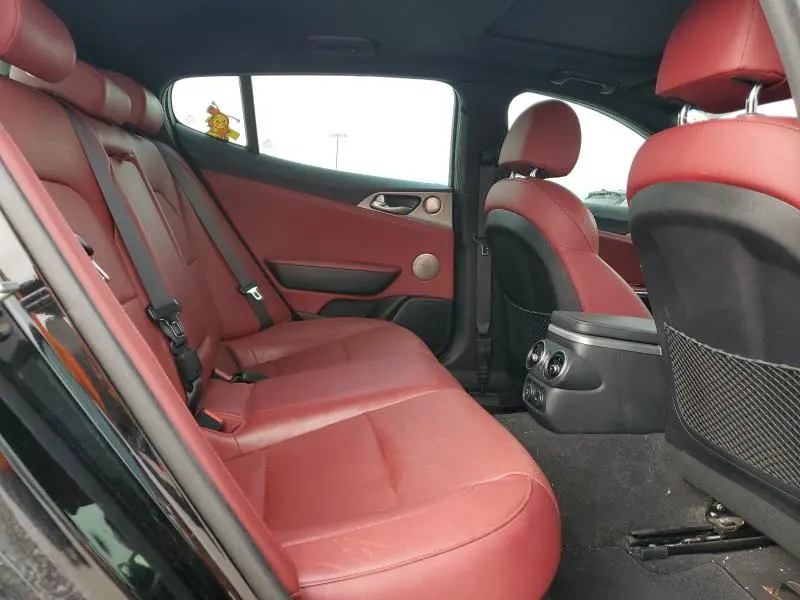 2018 KIA STINGER GT1  