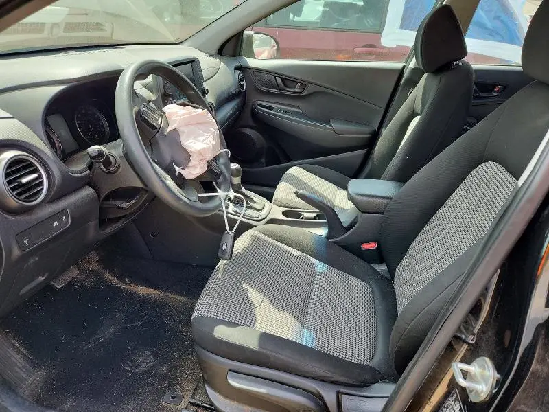2021 HYUNDAI KONA SE  