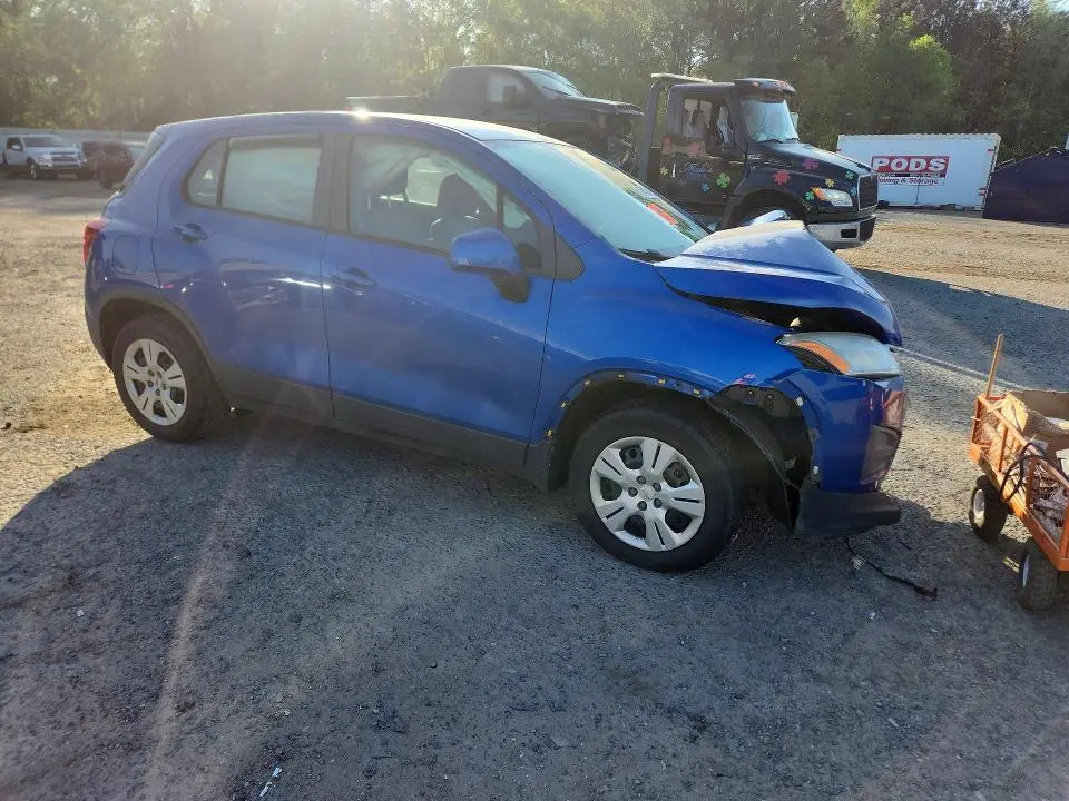 2015 CHEVROLET TRAX LS  
