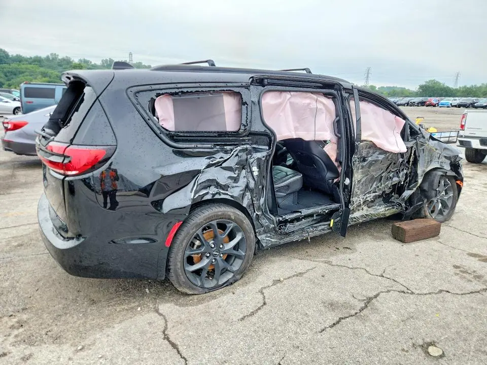 2025 CHRYSLER PACIFICA LIMITED  