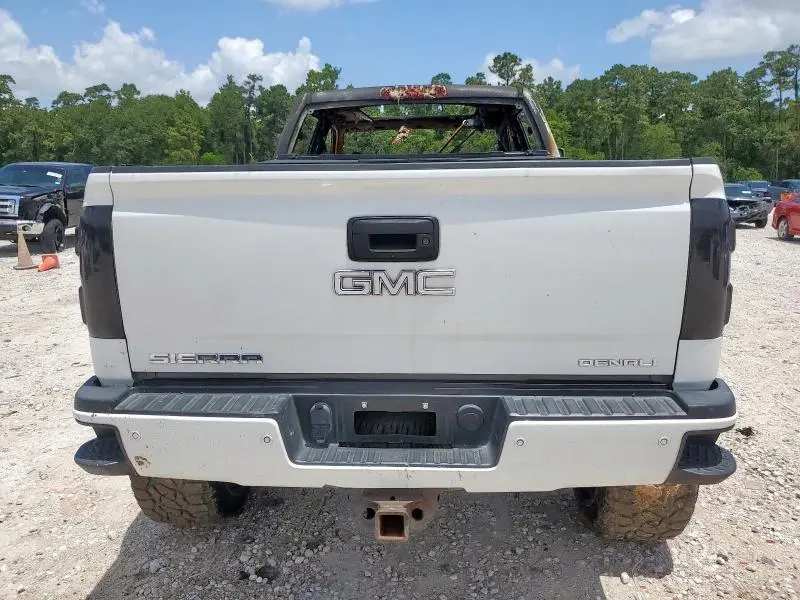 2016 GMC SIERRA K2500 DENALI  