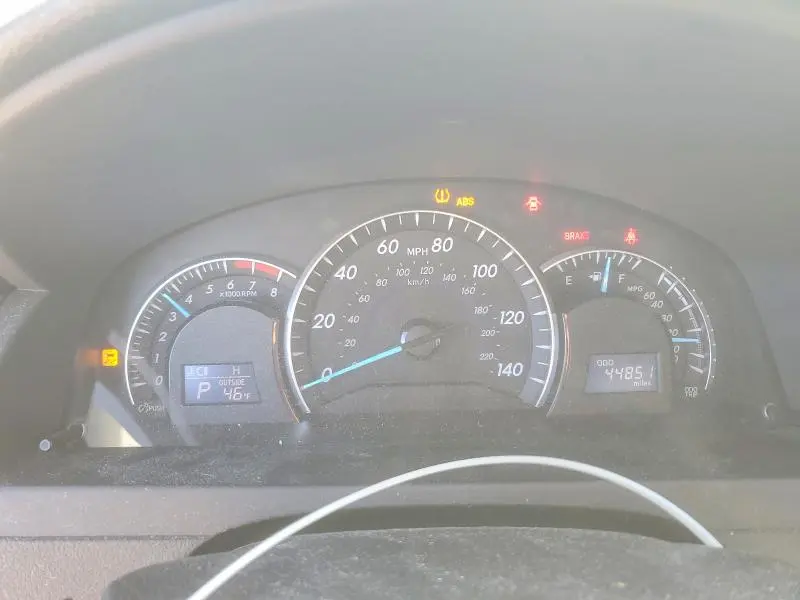 2012 TOYOTA CAMRY SE  