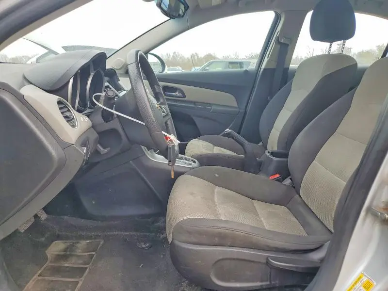 2015 CHEVROLET CRUZE LS  