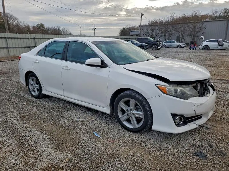 2014 TOYOTA CAMRY L  