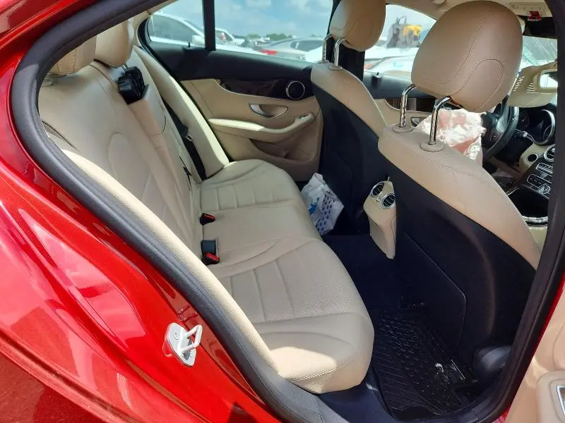 2016 MERCEDES-BENZ C 300  