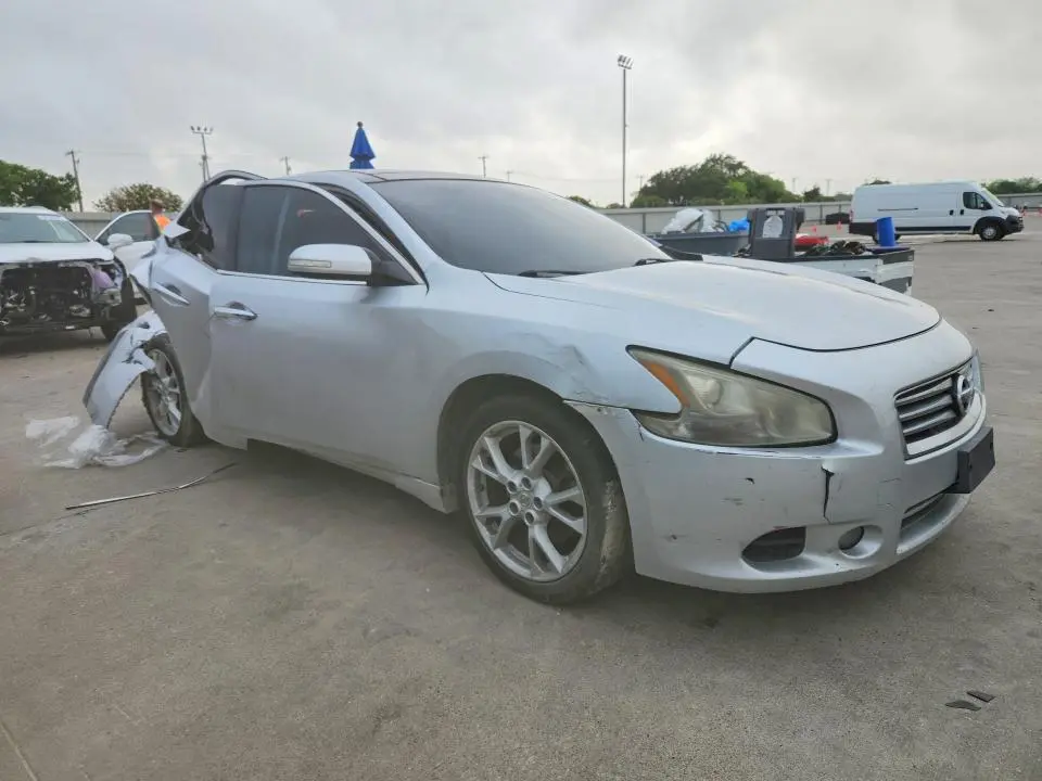 2014 NISSAN MAXIMA 3.5 SV  