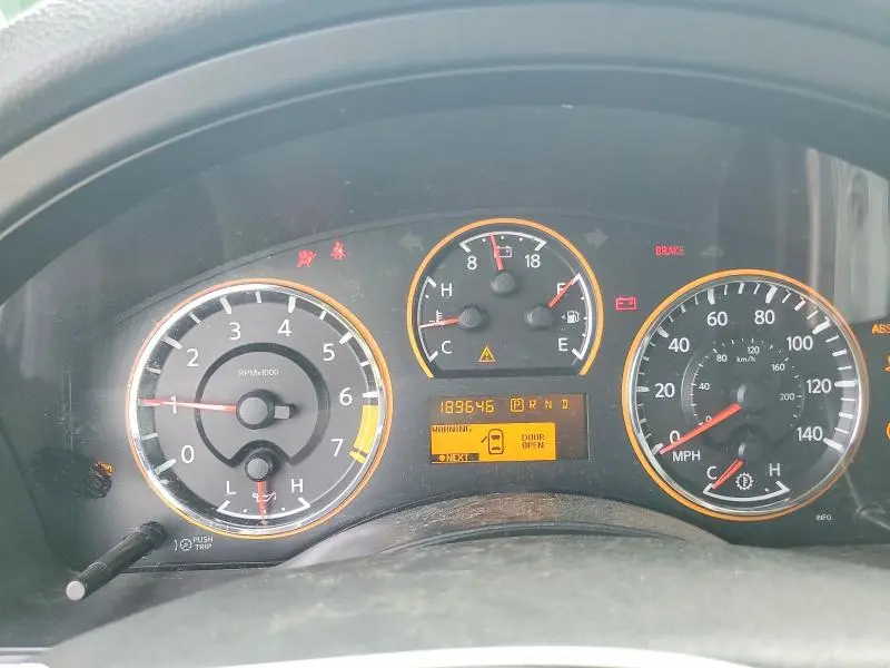 2015 NISSAN ARMADA SL  