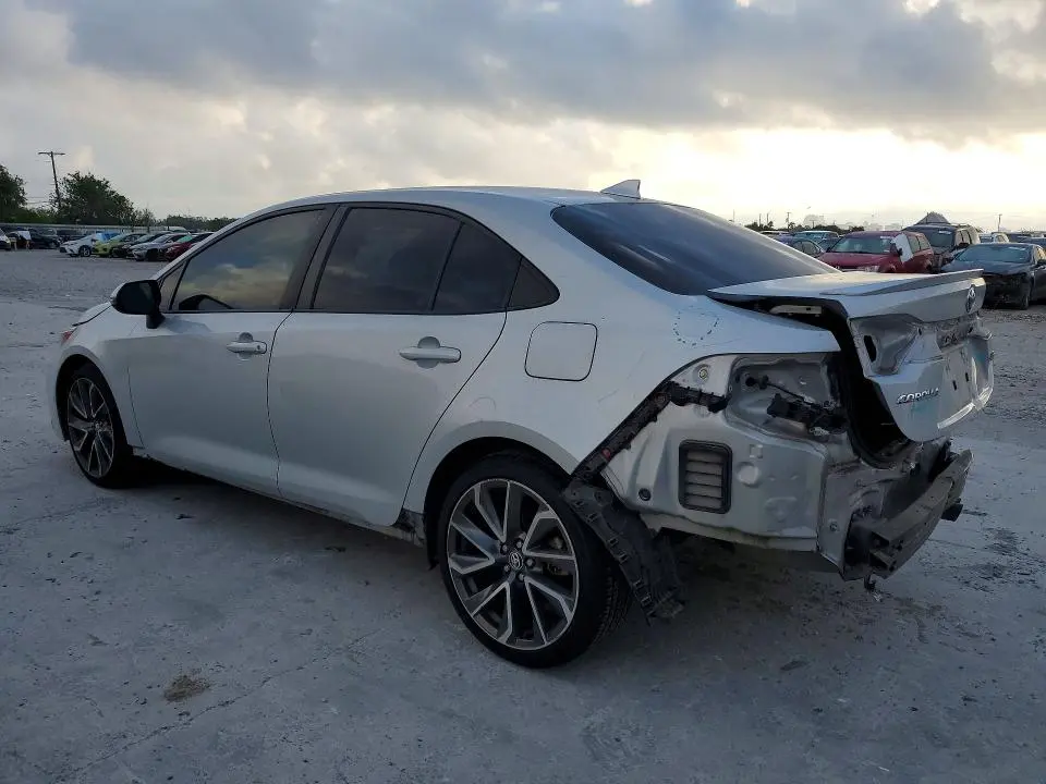 2021 TOYOTA COROLLA SE  