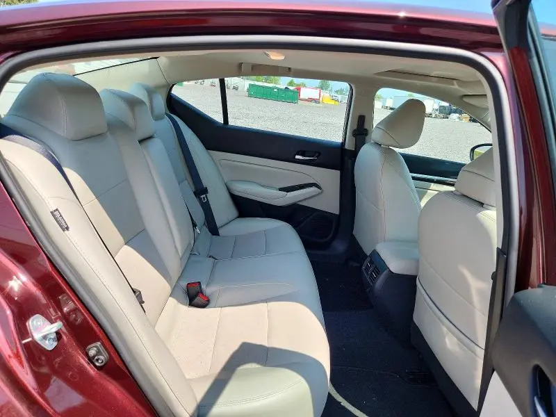 2024 NISSAN ALTIMA SL  