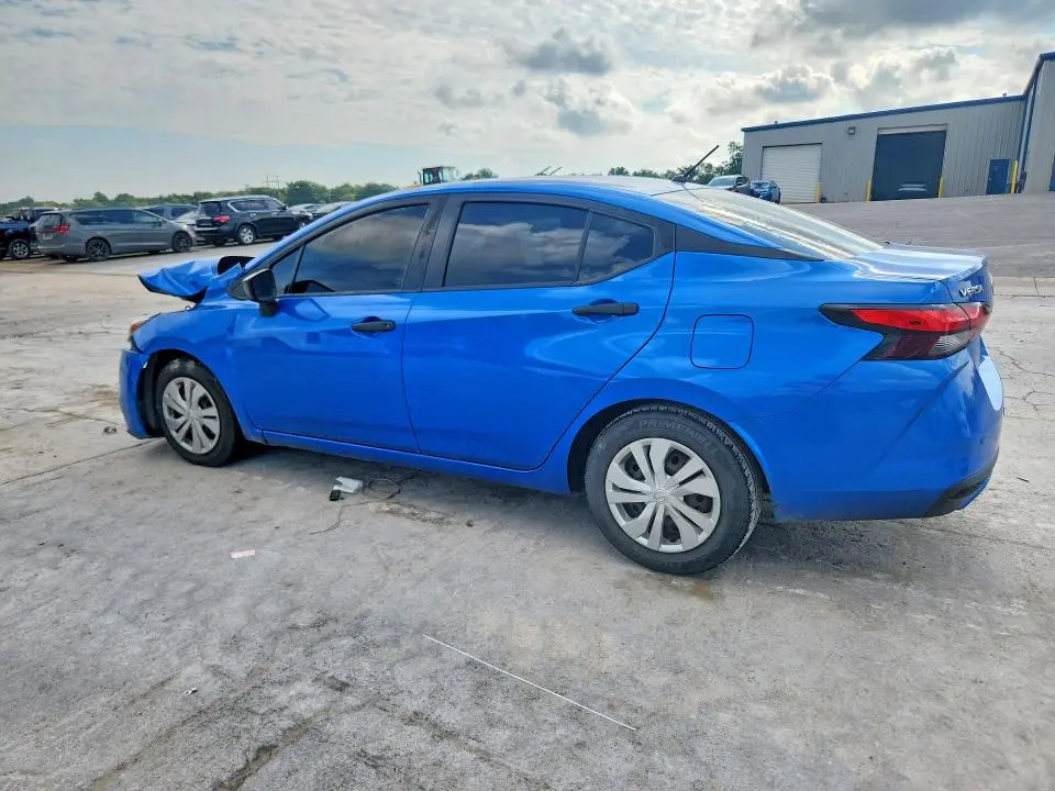2020 NISSAN VERSA S  