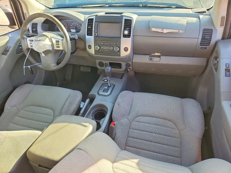 2021 NISSAN FRONTIER S  